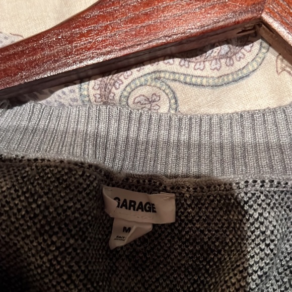 Garage vest - Picture 3 of 3